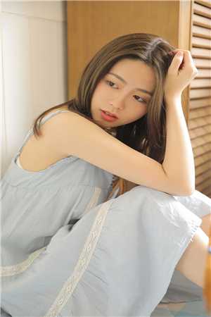 无人与我立黄昏异常火爆