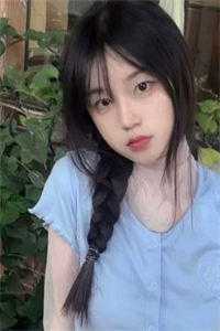 强扭校草苦涩难咽，重生后她放弃了