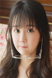 逃出囚笼归来，她将世子踢下神坛质量好文