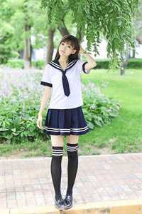 改嫁王府当富婆，夺他江山又如何免费阅读