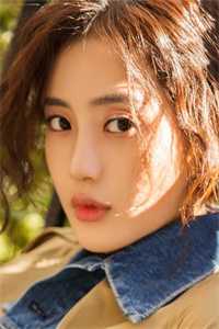 妹妹整容成首富妻子后，却悔疯了全篇