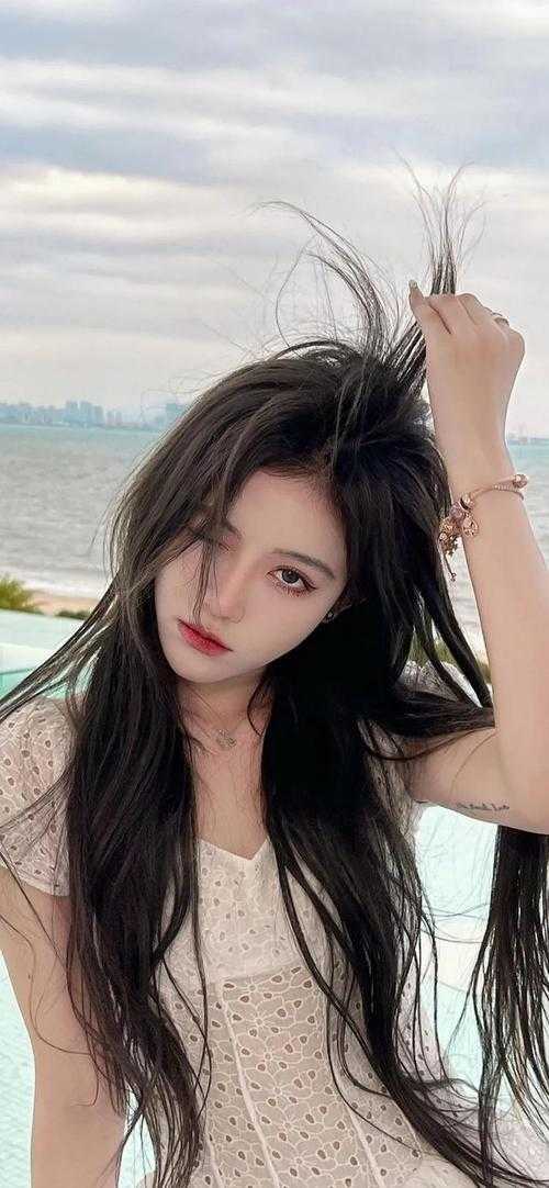 穿书七零：万人嫌女配她是真千金高口碑