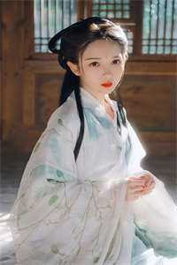 饭店老板娘要收我十块纸巾钱，我直接让她破产热门