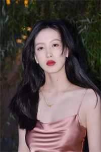 兽世：我穿成了五个反派崽的恶毒亲娘爆火全网