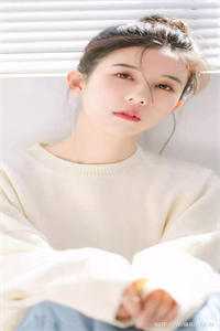 且将年岁化尘埃，燃尽相思白的小说