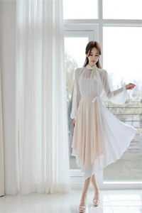 初晓将不见夜深完结