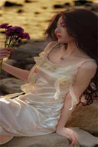 花自飘零水自流精彩