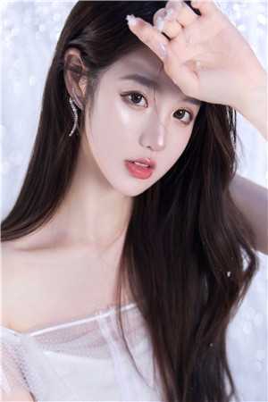 老公的女兄弟要敬我三杯酒，我当场逃婚了免费