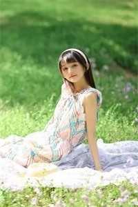 逃出囚笼归来，她将世子踢下神坛结局