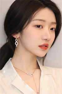 我怀孕五个月给老公的小三做刨妇产抖音热门